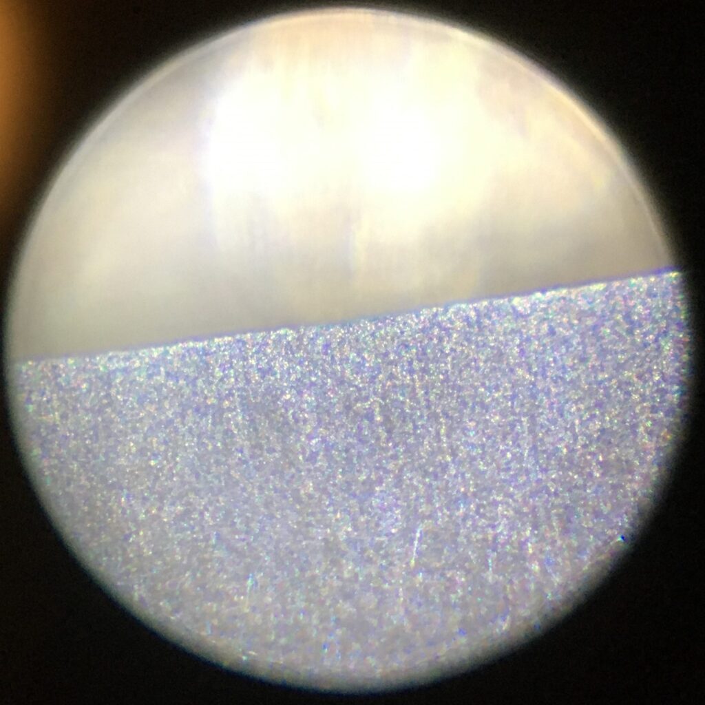 シャプトン#8000で仕上げた刃の顕微鏡写真