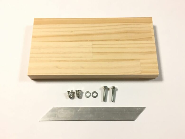 ノコギリ用留め切りガイドの材料
